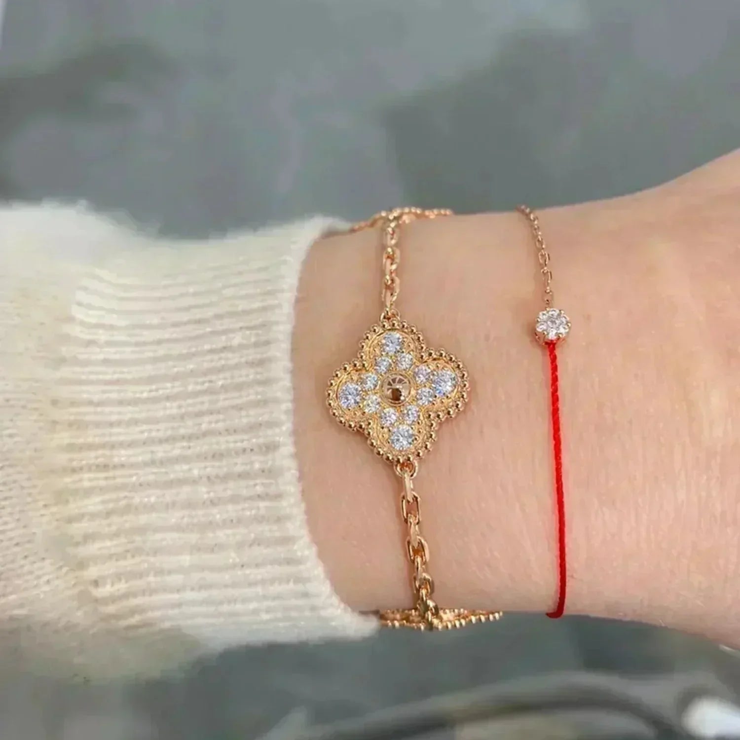 VCA CLOVER 5 MOTIF FULL DIAMOND BRACELET COLLECTION