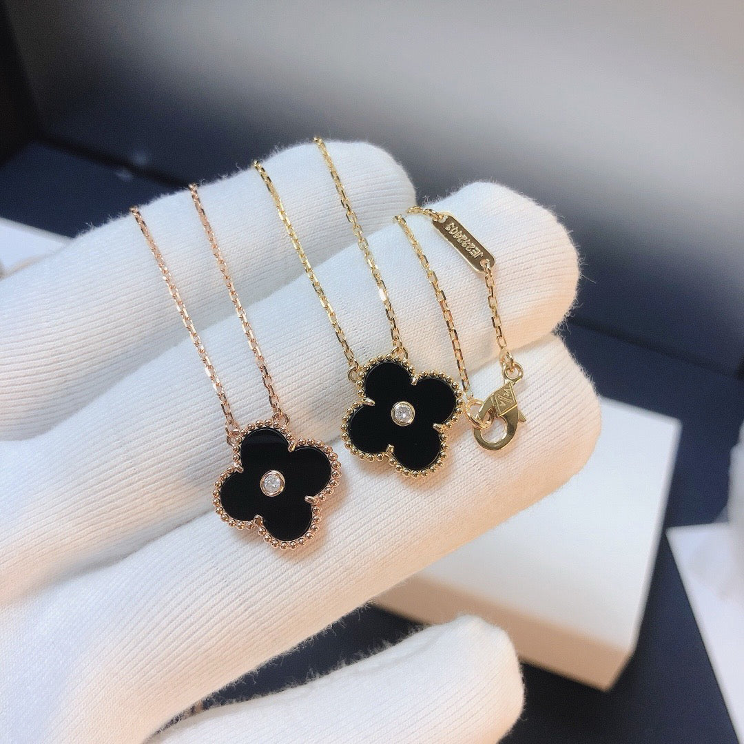 VCA CLOVER 15MM DIAMOND ONYX NECKLACE